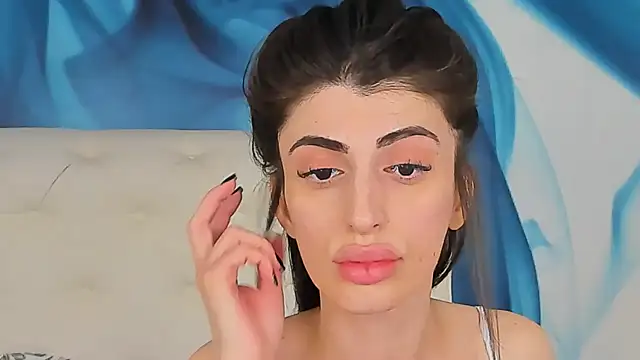 SkinnyDolly online show from 03/13/26, 01:43