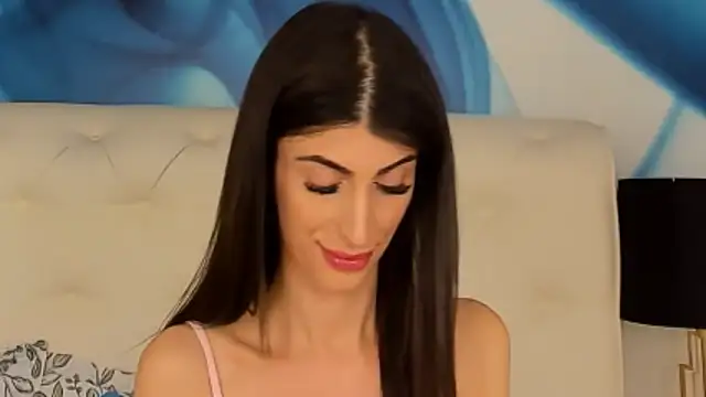 SkinnyDolly online show from 03/17/25, 10:40