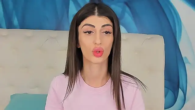 SkinnyDolly online show from 02/21/26, 09:50