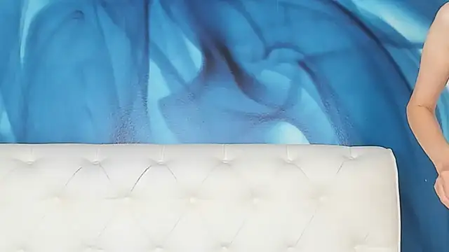 SkinnyDolly online show from 10/07/25, 02:12