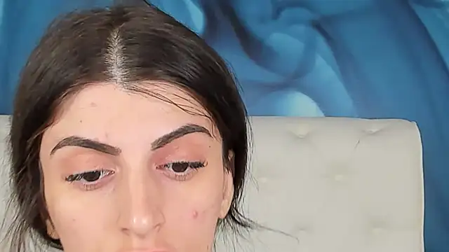 SkinnyDolly online show from 10/06/25, 02:02