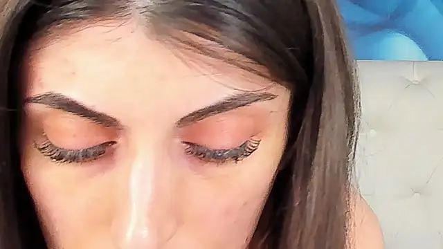 SkinnyDolly online show from 04/09/26, 03:08