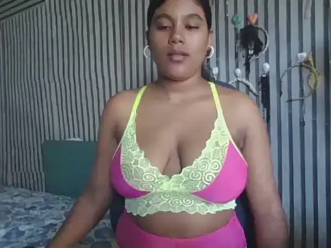 Lilmisskay18 online show from 02/25/26, 08:14