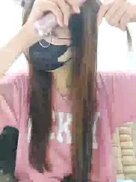 Snapshot of Cery-Bae chatting on 12/26/24, 08:21 Cery-Bae online show from 12/26/24, 08:21