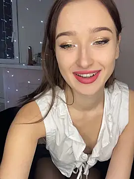 Snapshot of eva_and_adam1 chatting on 10/25/25, 03:01 eva and adam1 online show from 10/25/25, 03:01