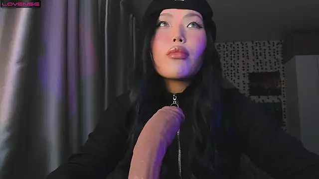 uko sa online show from 09/23/25, 04:03