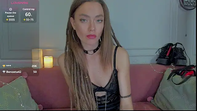 KellyFouler online show from 03/09/25, 05:28