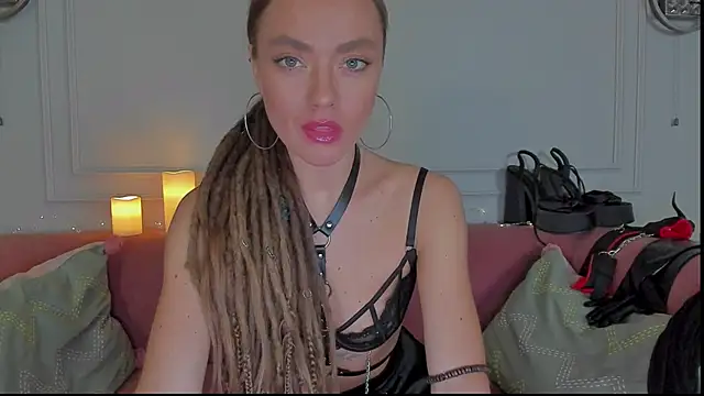 KellyFouler online show from 02/22/25, 01:57