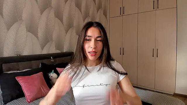 Bambiii bby online show from 02/21/25, 03:34