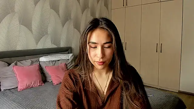 Bambiii bby online show from 05/18/26, 03:39