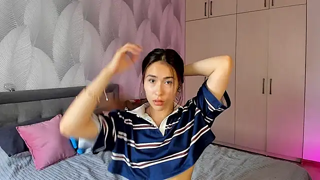 Bambiii bby online show from 09/09/25, 08:13