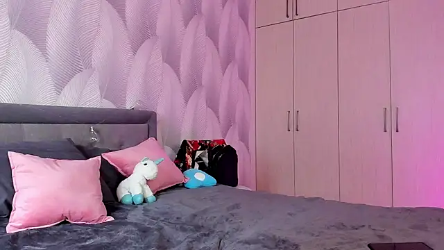 Bambiii bby online show from 03/22/25, 01:22