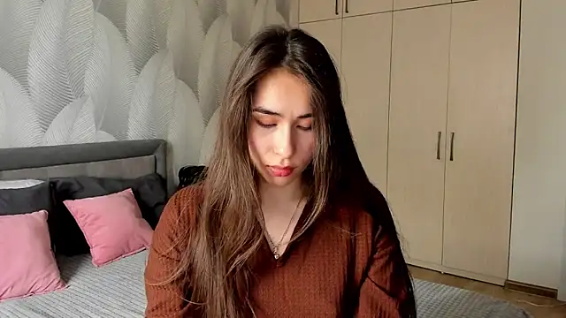 Bambiii bby online show from 04/15/26, 02:39