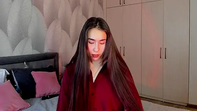 Bambiii bby online show from 12/15/25, 04:07