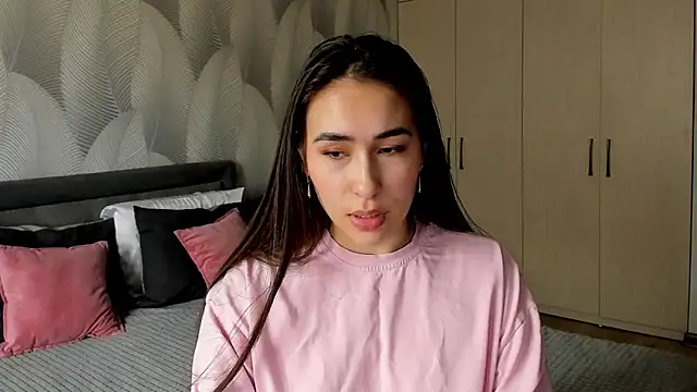 Bambiii bby online show from 04/19/26, 03:51