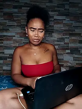 Abril Storm online show from 11/02/25, 11:21