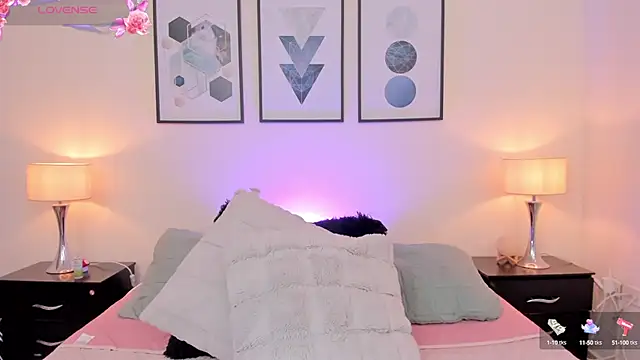 JulianaWaldo online show from 09/11/25, 01:11