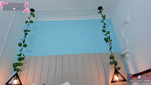 JulianaWaldo online show from 03/22/25, 09:42