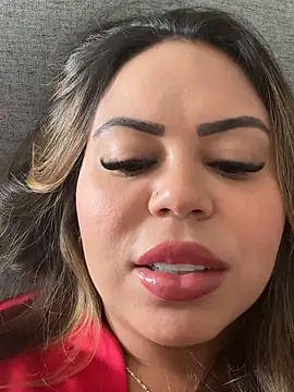 Snapshot of lariic chatting on 02/21/26, 08:33 lariic online show from 02/21/26, 08:33