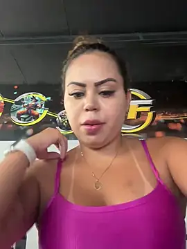 Snapshot of lariic chatting on 10/07/25, 02:07 lariic online show from 10/07/25, 02:07