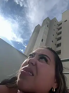 lariic online show from 03/31/26, 06:43