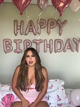 lariic online show from 04/07/26, 06:10