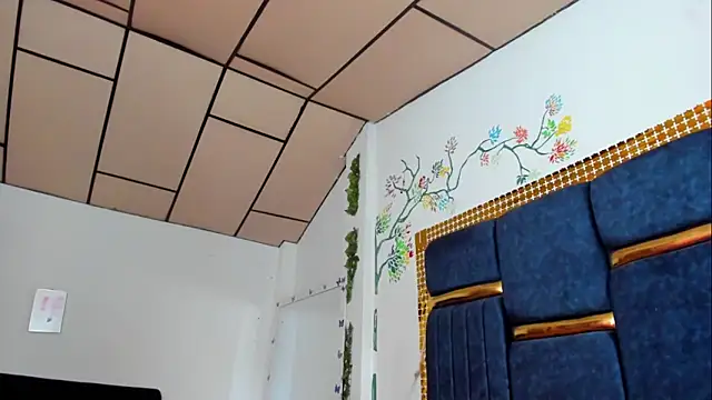 skaysanchez1 online show from 10/09/25, 07:47
