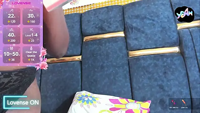 skaysanchez1 online show from 10/25/25, 07:47