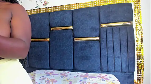 skaysanchez1 online show from 12/17/25, 02:55