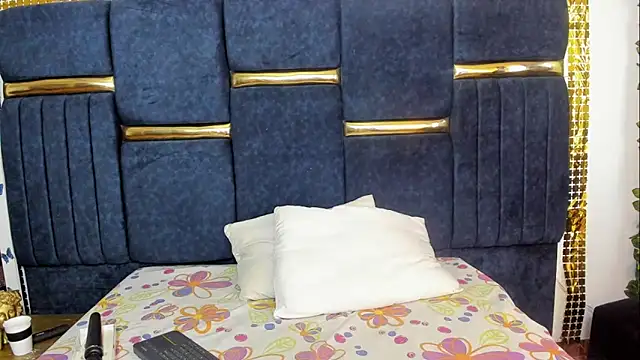 skaysanchez1 online show from 12/19/25, 02:19