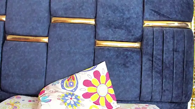 skaysanchez1 online show from 11/21/25, 07:46