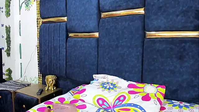 skaysanchez1 online show from 12/01/25, 07:48