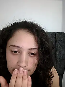alana 2024 online show from 10/05/25, 02:35