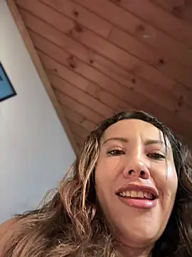 Snapshot of im_lorein chatting on 02/26/25, 11:43 im lorein online show from 02/26/25, 11:43
