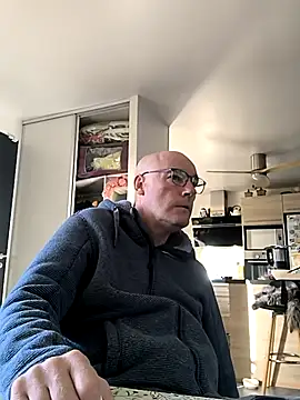 bogland33 online show from 11/09/25, 08:40