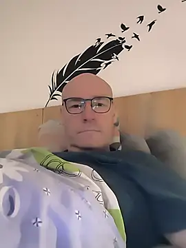 bogland33 online show from 12/22/25, 07:58