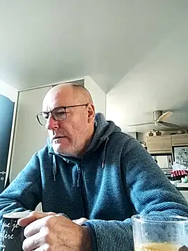 bogland33 online show from 03/21/26, 09:03