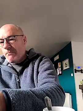 bogland33 online show from 11/07/25, 07:24