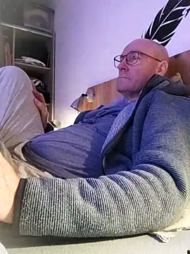 bogland33 online show from 02/16/26, 08:07