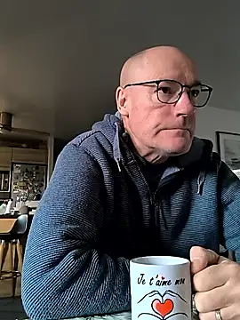 bogland33 online show from 11/26/25, 07:41