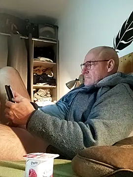 bogland33 online show from 02/05/26, 11:22