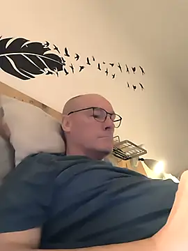 bogland33 online show from 12/04/25, 08:41