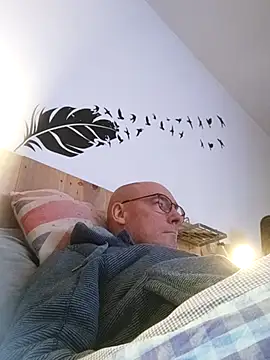 bogland33 online show from 11/26/25, 07:47