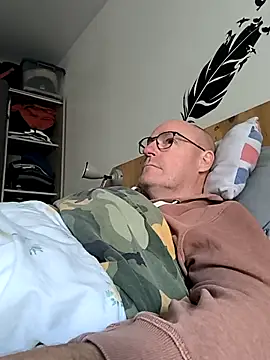 bogland33 online show from 10/16/25, 11:51