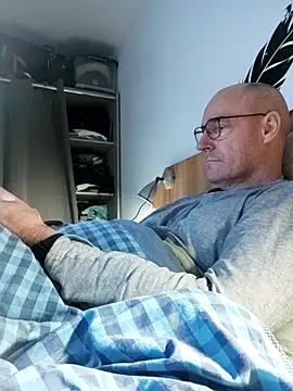 bogland33 online show from 02/12/26, 07:02