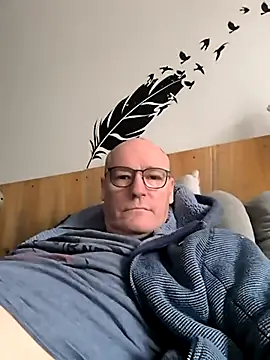 bogland33 online show from 02/17/26, 01:52