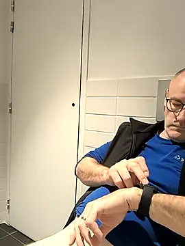 bogland33 online show from 11/13/25, 04:55