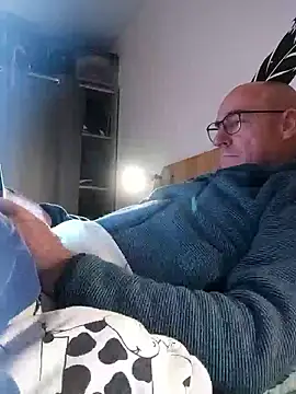 bogland33 online show from 01/14/26, 07:28