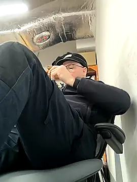 bogland33 online show from 03/04/26, 04:37