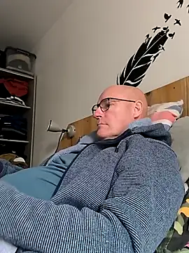 bogland33 online show from 10/19/25, 11:57